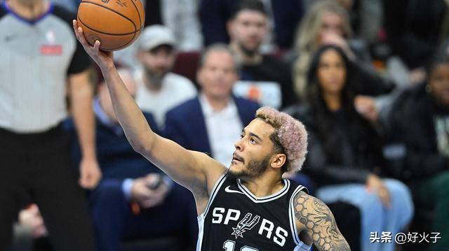 乐动体育官方-NBA球员赴欧洲篮球联赛，球队备战冲刺全球锦标赛